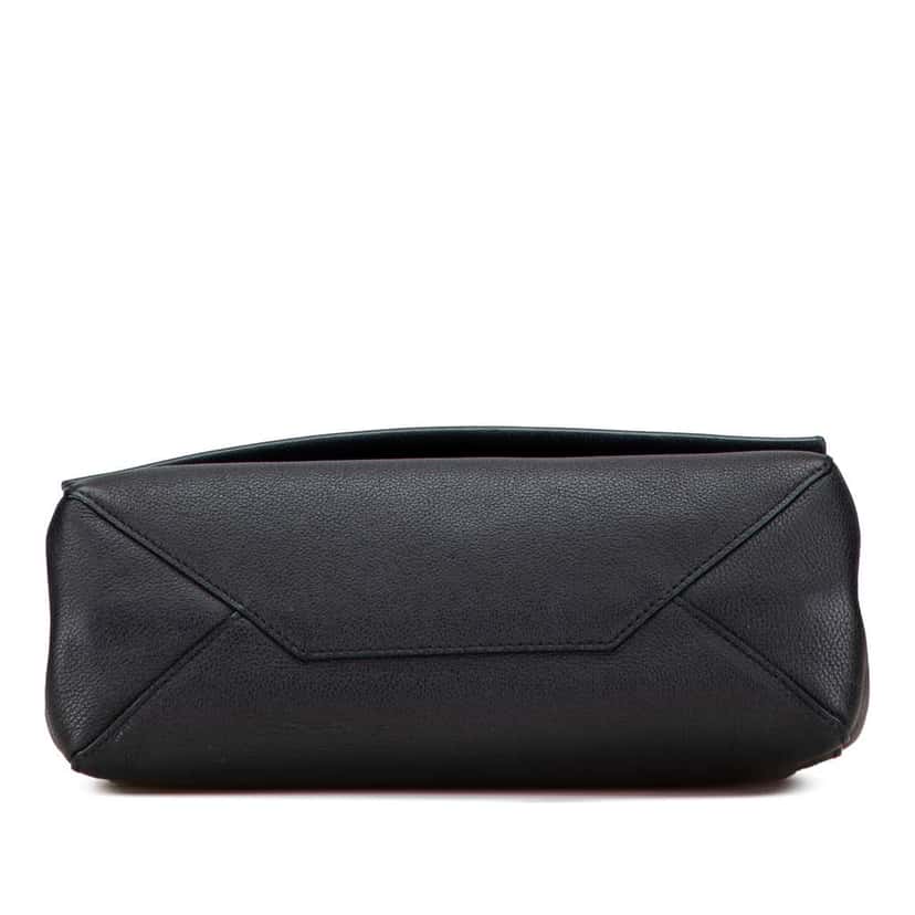 Louis Vuitton Leather Lockme II Black Leather Good condition - Inside View