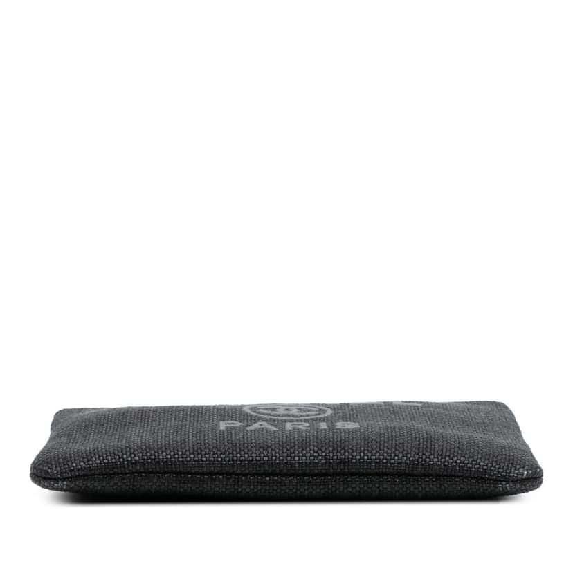 Chanel Medium Straw Deauville O Case Clutch Black Good condition - Inside View