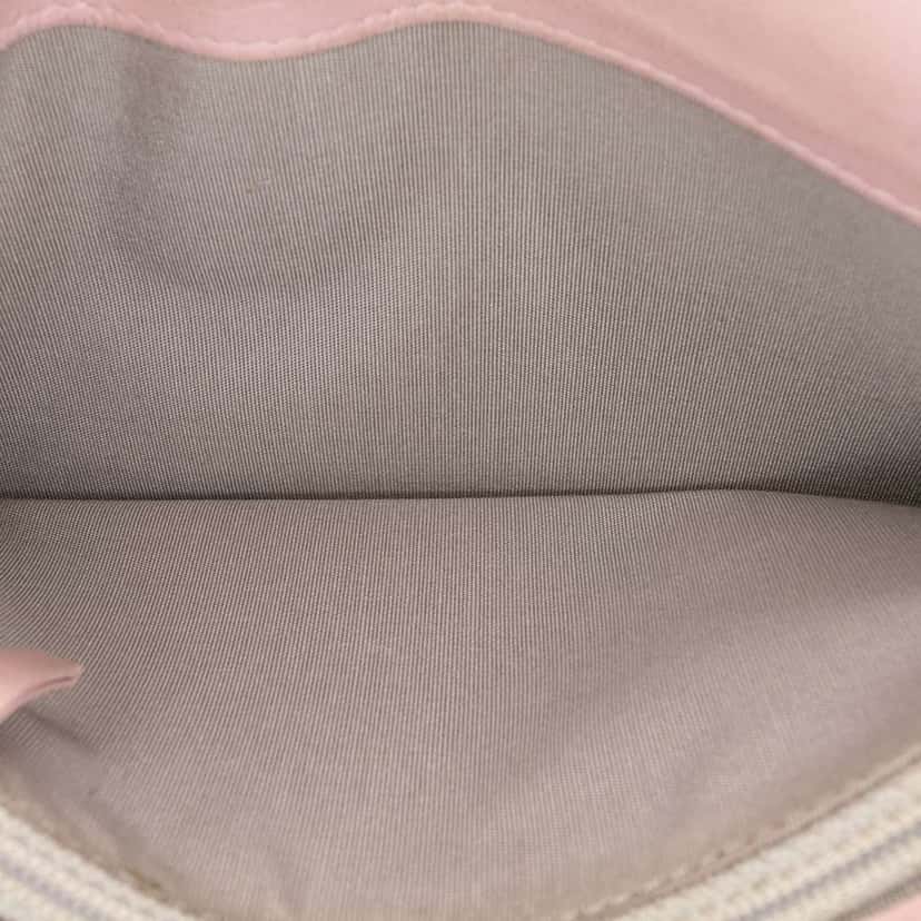 Chanel CC Caviar Wallet On Chain Pink Leather Good condition - Box View