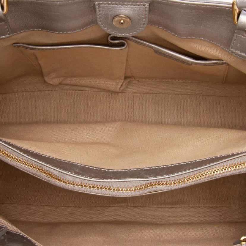 Burberry Haymarket Check Coated Canvas Ravensdon Handbag Silver Canvas Very good condition - Model View