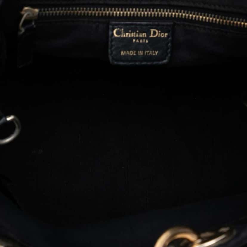 Dior Canvas Cannage Lady Dior Soft Shopping Tote Black Canvas Good condition - Model View
