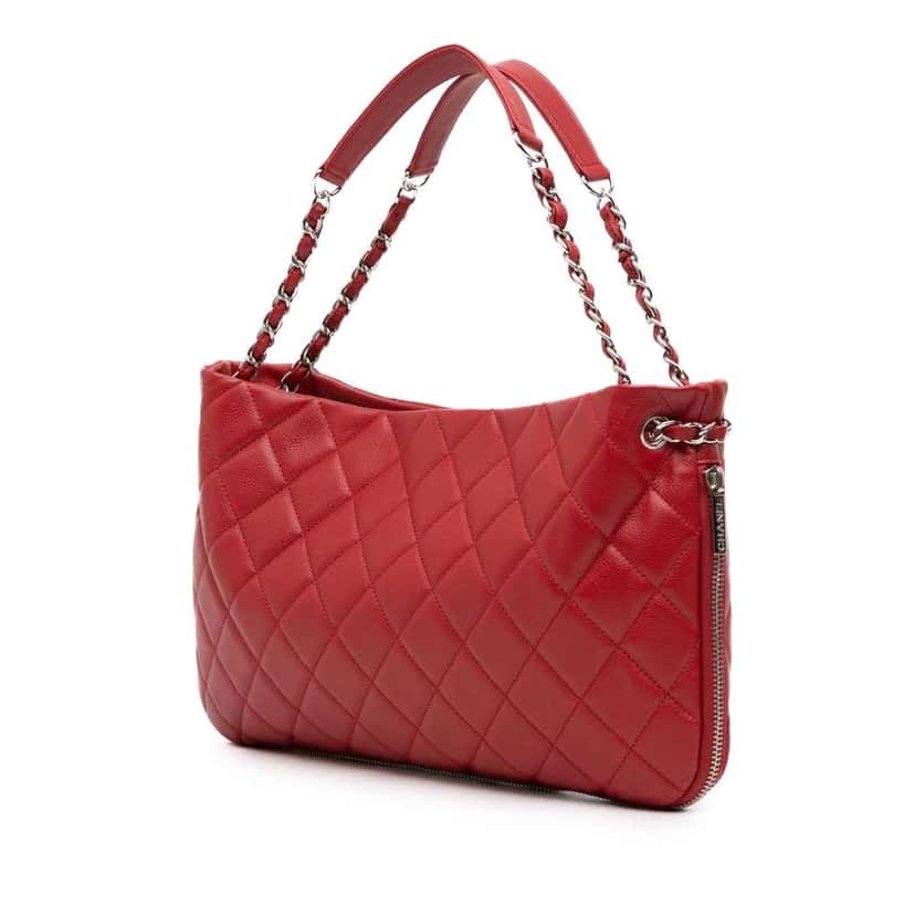 Chanel Quilted Caviar Expandable Zip Tote Red Leather Good condition - Back View