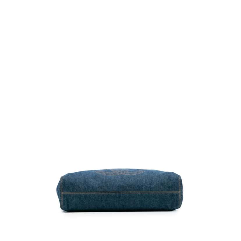 Chanel CC Denim Chain Tote Blue Denim Very good condition - Inside View