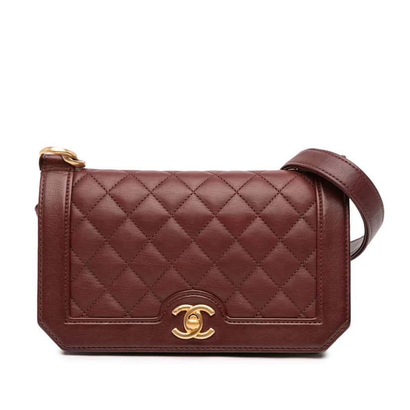 Chanel Small CC Quilted Calfskin Single Flap Red Leather Good condition - Front View