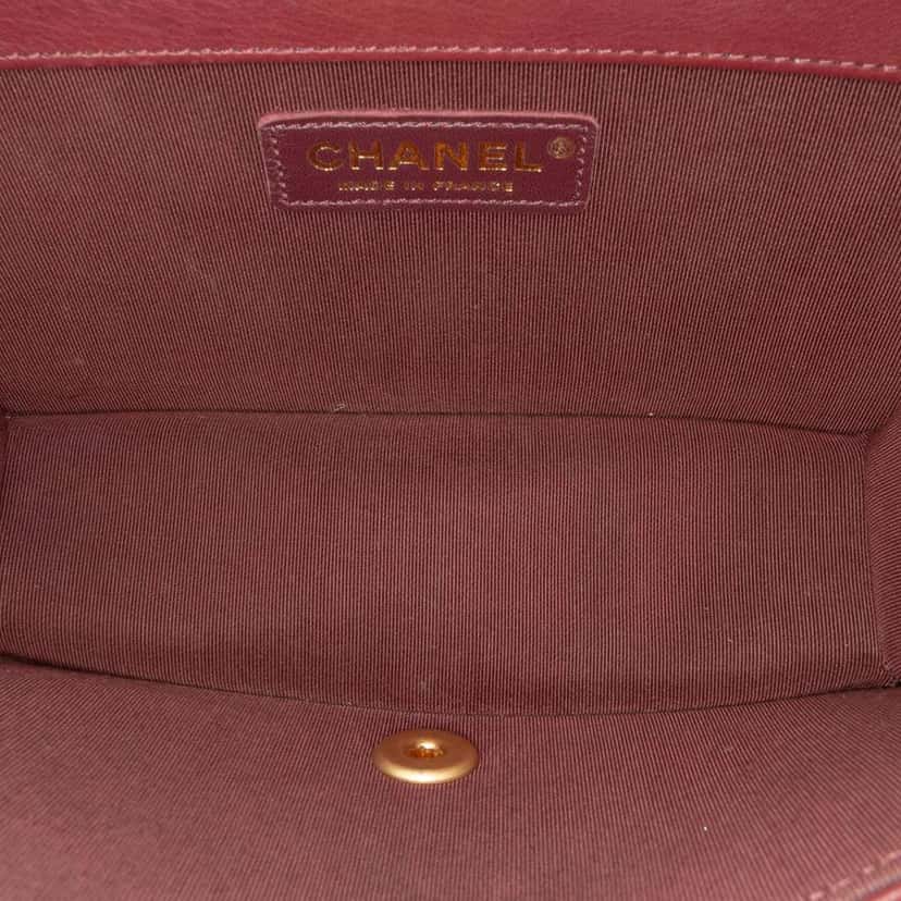 Chanel Small CC Quilted Calfskin Single Flap Red Leather Good condition - Model View
