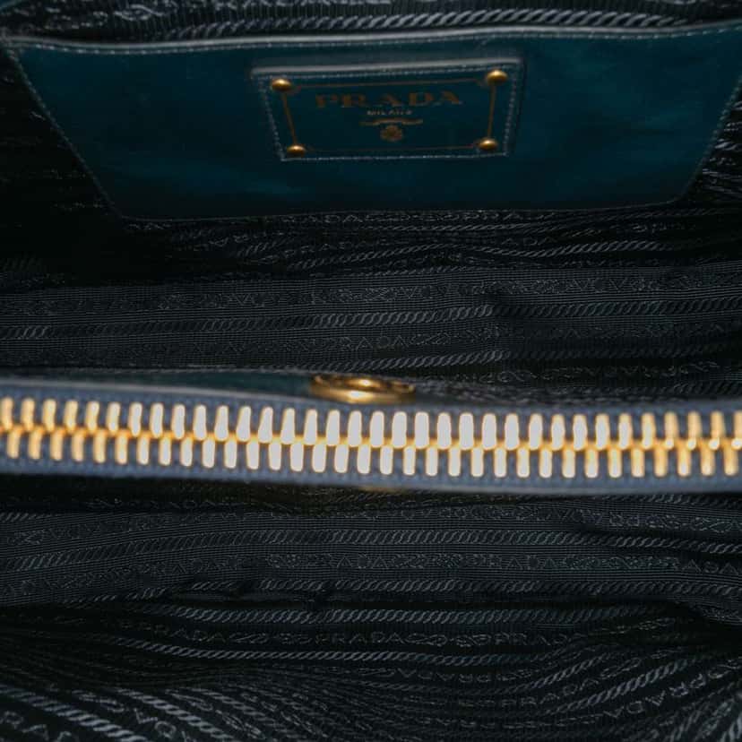 Prada Vitello Shine Satchel Blue Leather Good condition - Model View