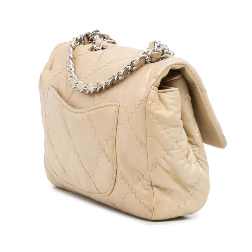 Chanel CC Quilted Calfskin Ultimate Stitch Flap Gold Leather Good condition - Back View