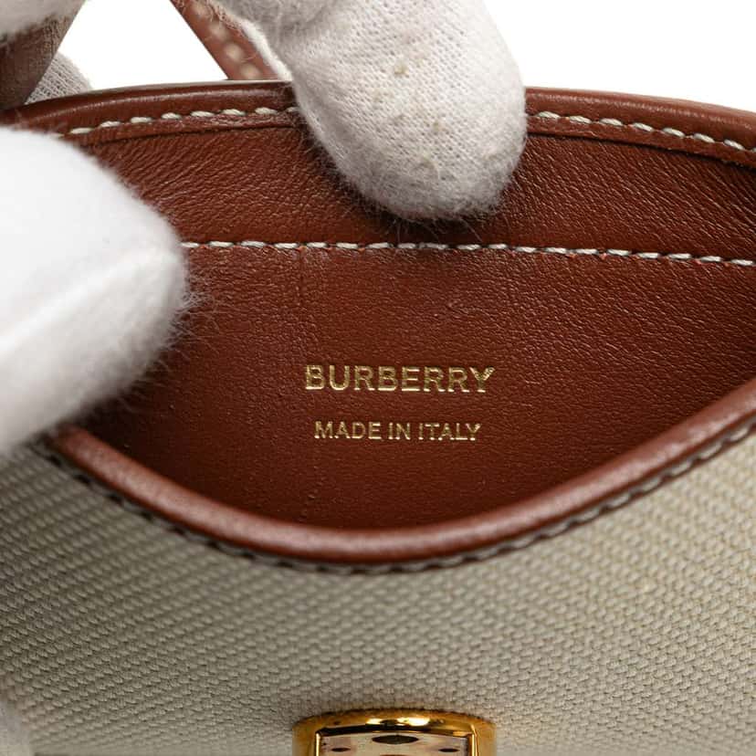Burberry Canvas Anne Phone Case With Strap White Canvas Good condition - Box View