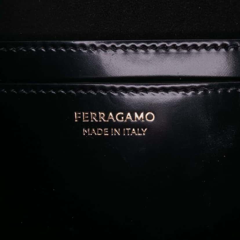 Salvatore Ferragamo Medium Leather Prisma Top Handle Bag Black Leather Good condition - Box View