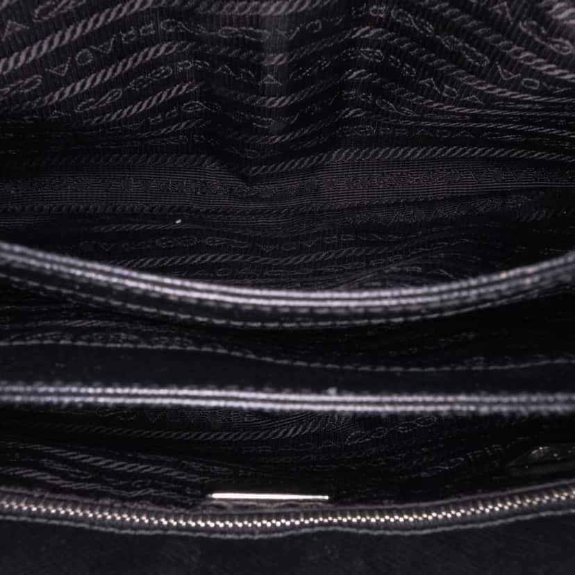 Prada Saffiano Trimmed Tessuto Chain Crossbody Black Good condition - Model View