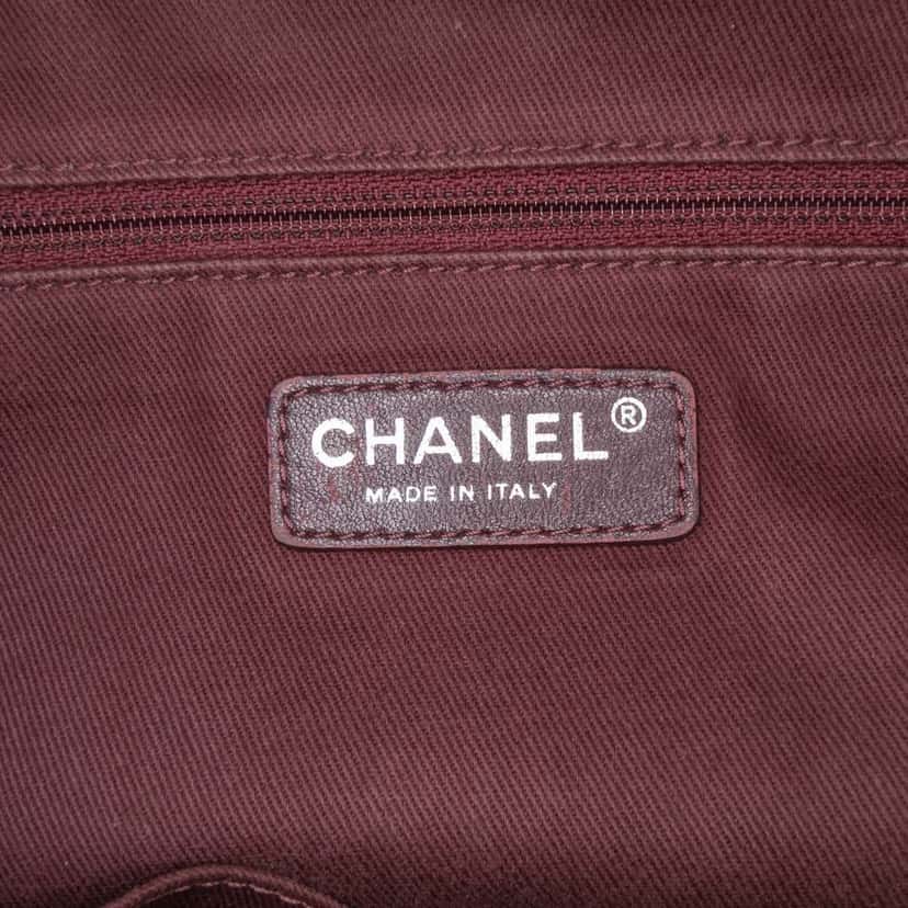 Chanel Jumbo Quilted Aged Calfskin New Portobello Flap Red Leather Good condition - Box View