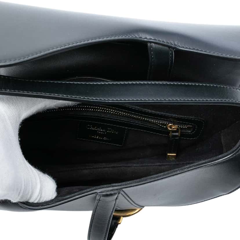 Dior Mini Leather Saddle Bag Black Leather Good condition - Model View