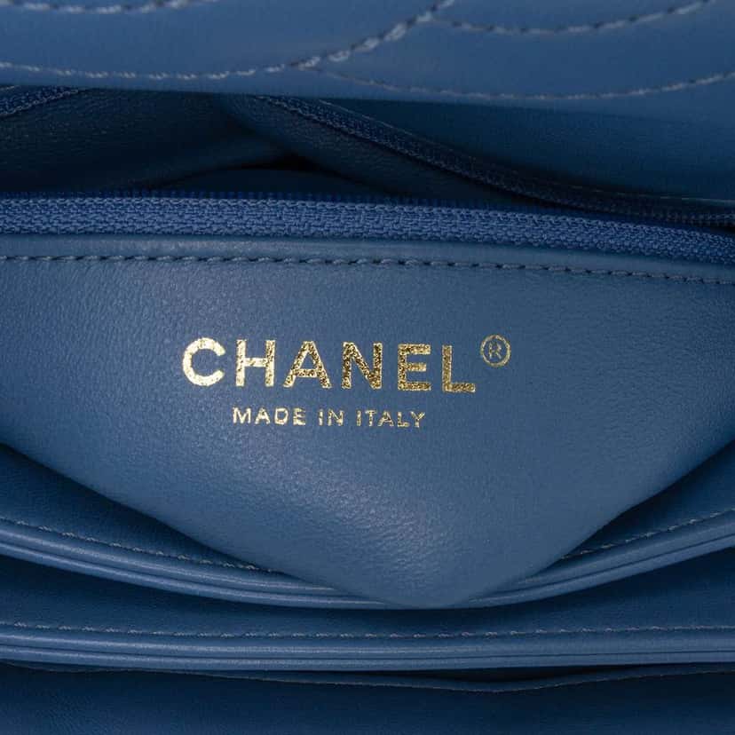 Chanel Small Quilted Lambskin Trendy CC Flap Blue Leather Good condition - Box View