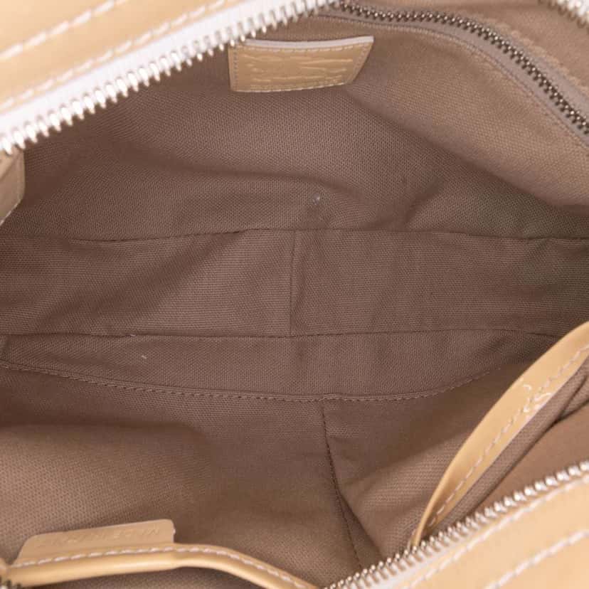 Burberry Patent Trimmed House Check Coated Canvas Hearts Shoulder Bag Brown Canvas Good condition - Model View