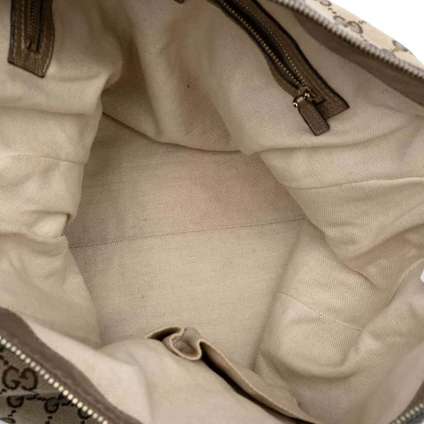 Gucci Large GG Canvas Bella Shoulder Bag Brown Canvas Good condition - Model View