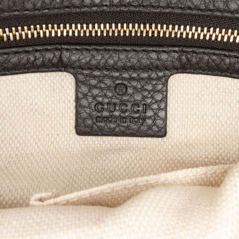 Gucci Pebbled Leather Soho Chain Zip Shoulder Bag Black Leather Good condition - Box View