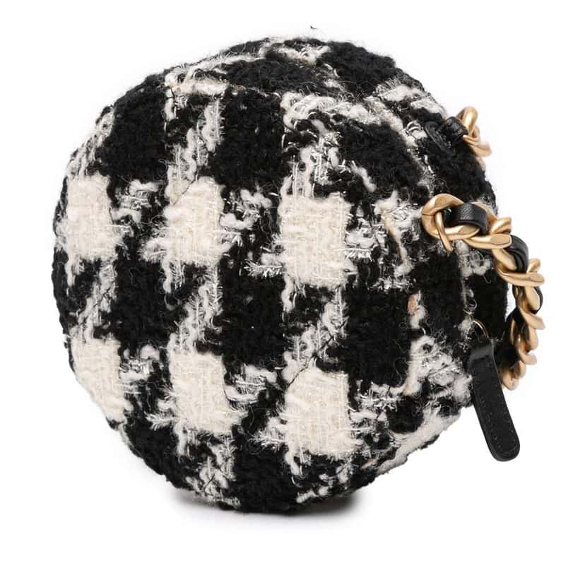 Chanel Tweed 19 Round Clutch with Chain and Coin Purse White Tweed Very good condition - Back View