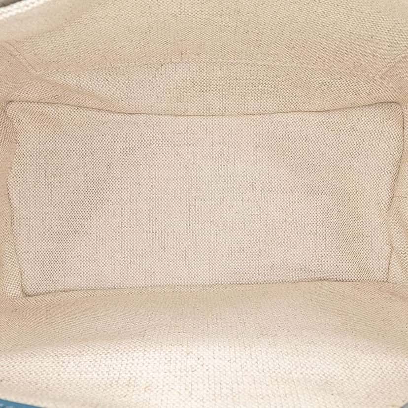 Chloé Shiny Leather Camera Bag Blue Leather Good condition - Model View