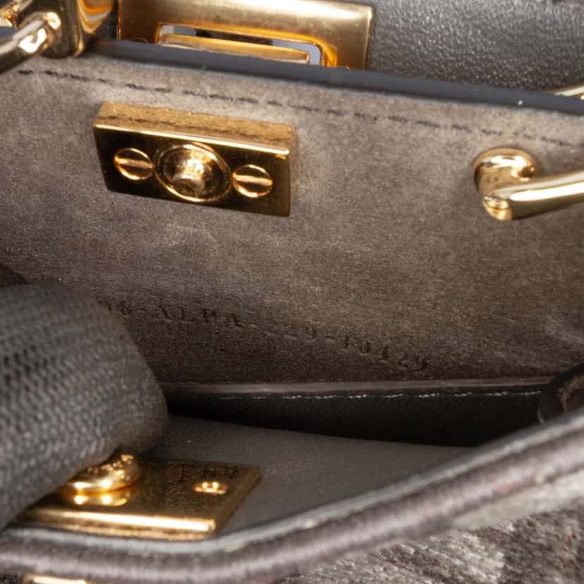 Fendi Nano Zucca Cashmere Peekaboo ISeeU Maxi Handle Bag Grey Wool Very good condition - Box View