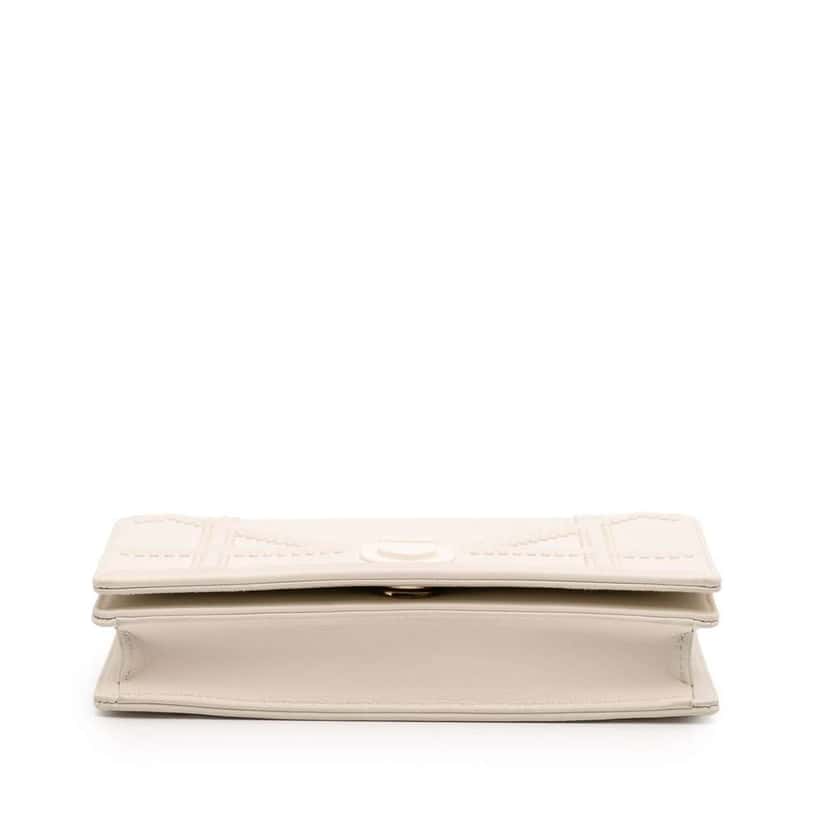 Dior Small Ultra Matte Studded Calfskin Diorama Wallet on Chain White Leather Good condition - Inside View
