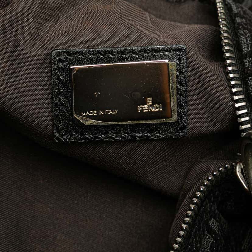 Fendi Zucchino Suede Oyster Shoulder Bag Black Leather Good condition - Box View