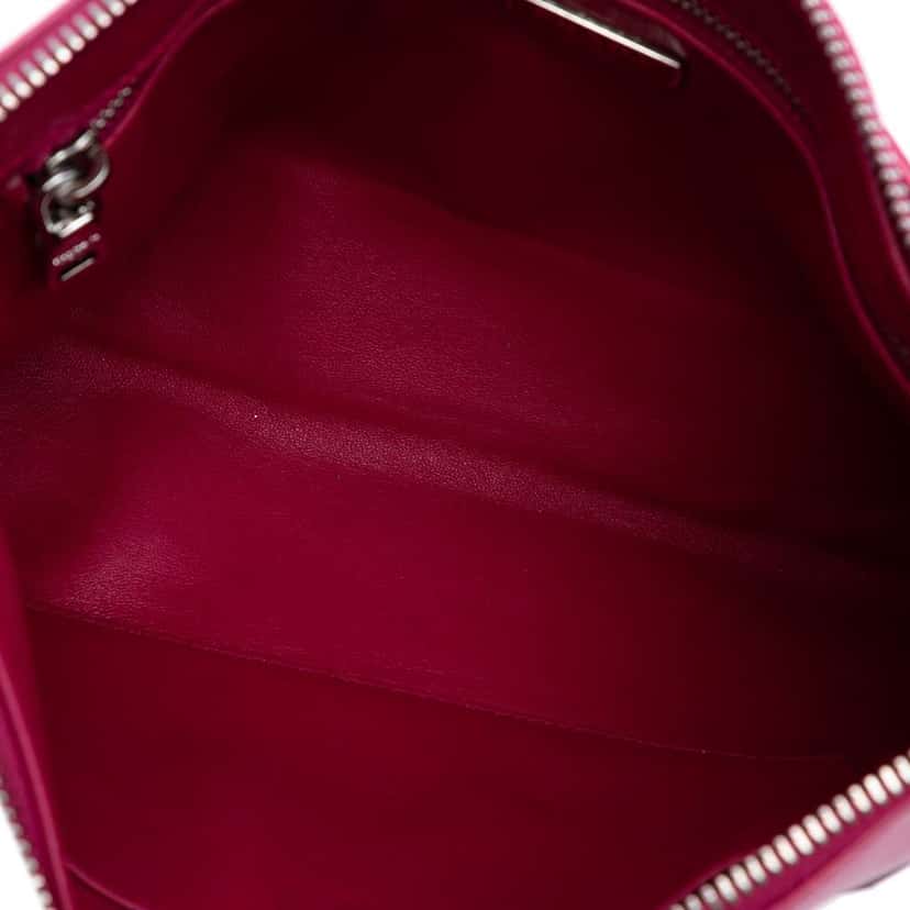 Prada Saffiano Lux Zip Clutch Pink Leather Good condition - Model View