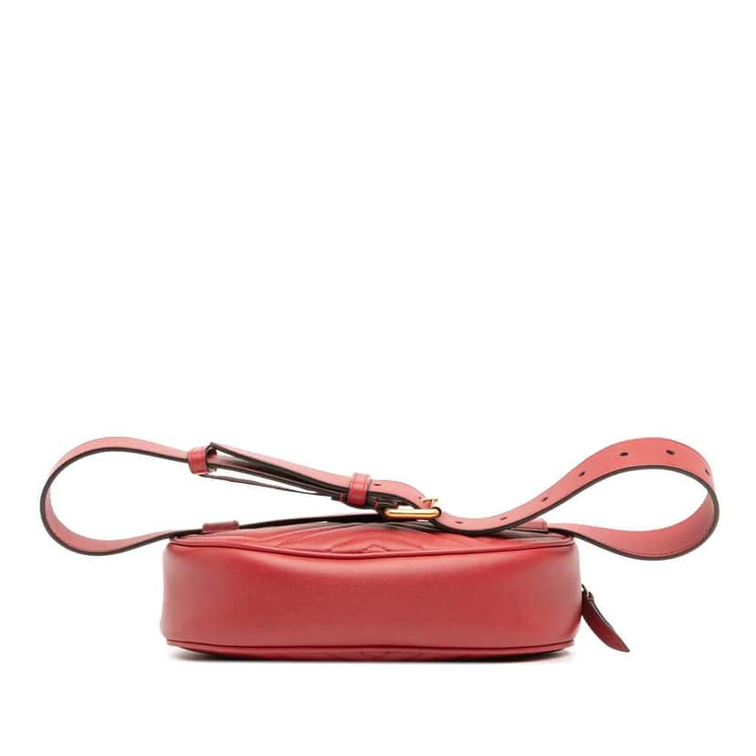 Gucci Small GG Marmont Matelasse Leather Belt Bag Red Leather Good condition - Inside View