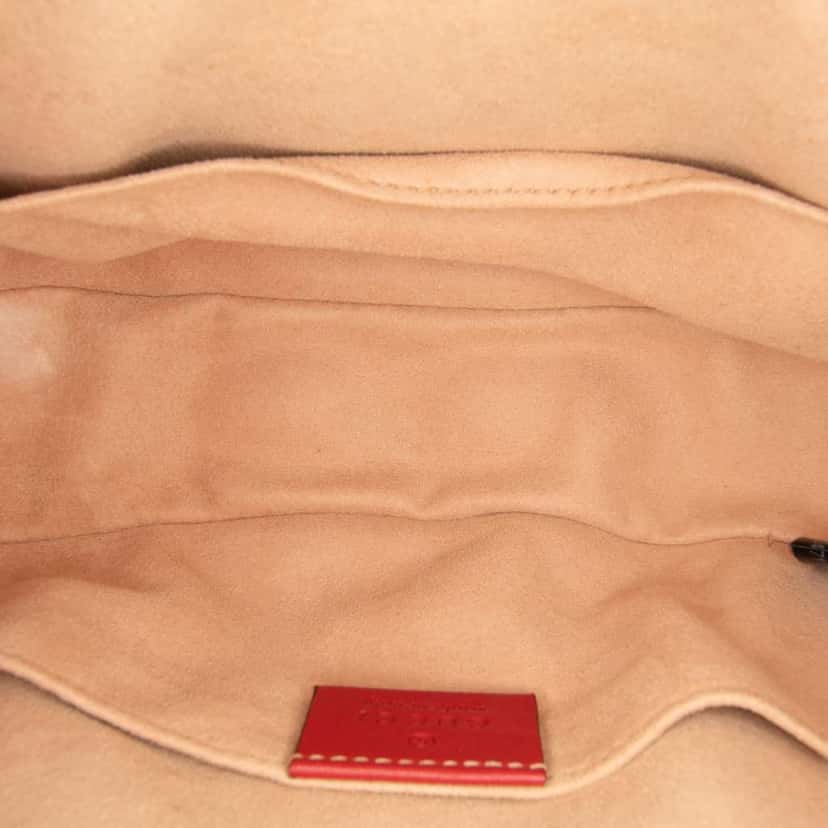 Gucci Small GG Marmont Matelasse Leather Belt Bag Red Leather Good condition - Model View