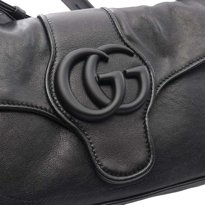 Gucci Small Goatskin Aphrodite Shoulder Bag Black Leather Good condition - Model View