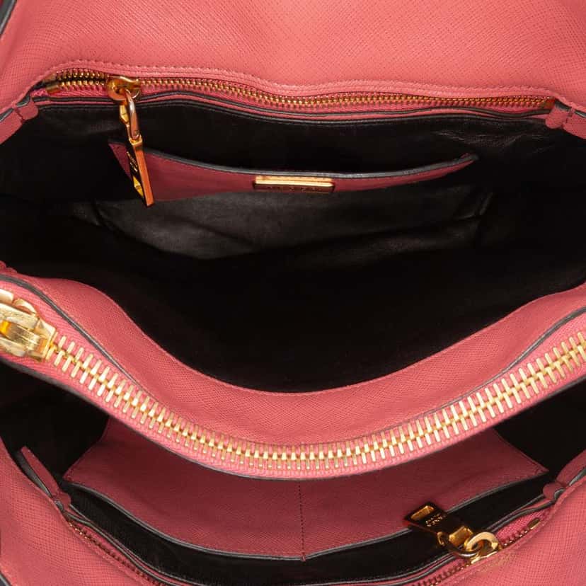 Prada Saffiano Soft Triple Pocket Tote Pink Leather Good condition - Model View