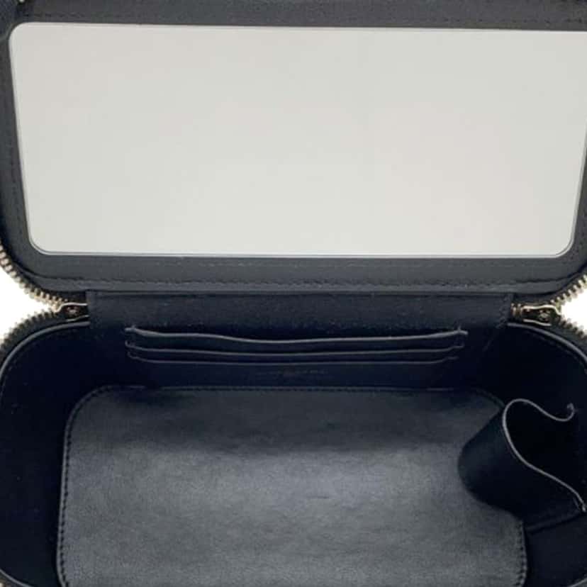 Chanel Lambskin Coco Casino Vanity Case Black Leather Very good condition - Model View
