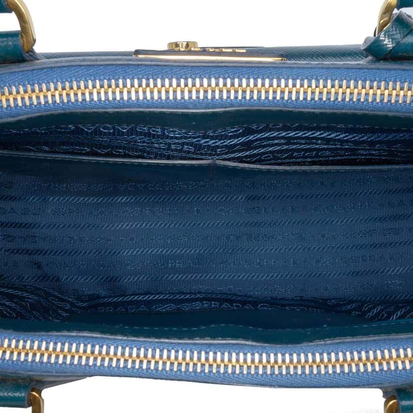 Prada Saffiano Vernice Galleria Double Zip Front Pocket Satchel Blue Leather Good condition - Model View