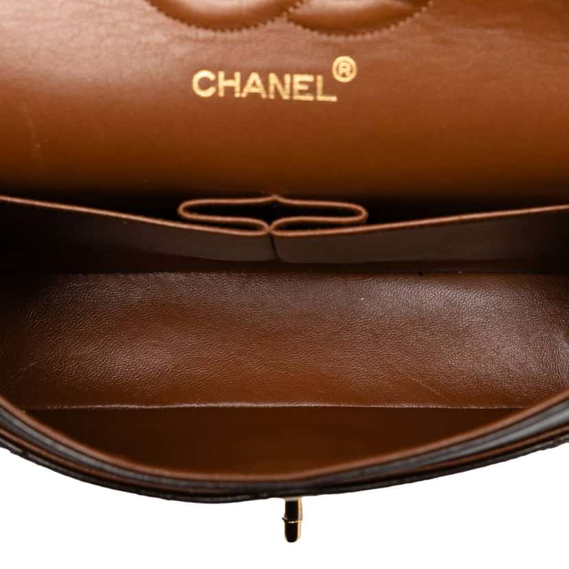 Chanel Medium Classic Lambskin Double Flap Brown Leather Good condition - Model View
