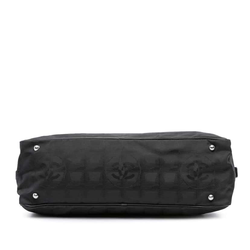 Chanel New Travel Line Nylon Handbag Black Good condition - Inside View