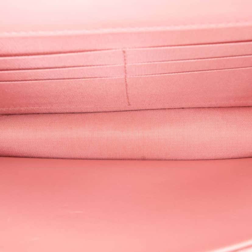 Chanel Quilted Caviar Boy Wallet on Chain Pink Leather Good condition - Model View