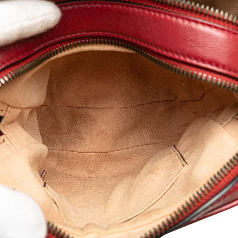 Gucci GG Marmont Matelasse Leather Double Zip Crossbody Red Leather Very good condition - Model View