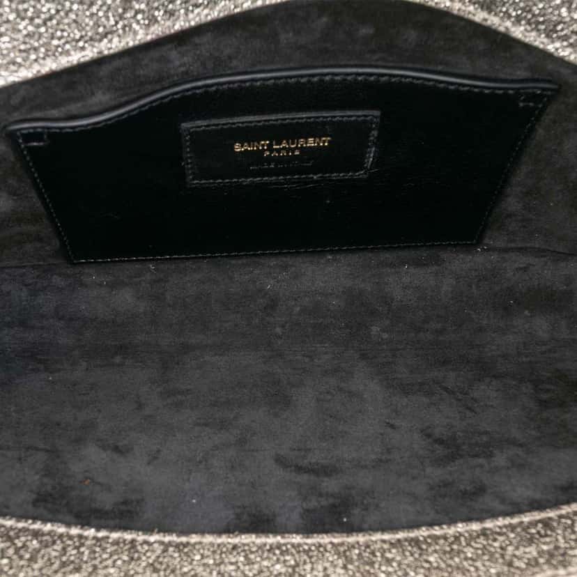 Saint Laurent Metallic Textured Calfskin Classic Monogram Cassandre Crossbody Silver Leather Good condition - Model View