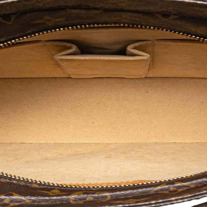 Louis Vuitton Monogram Luco Brown Good condition - Model View