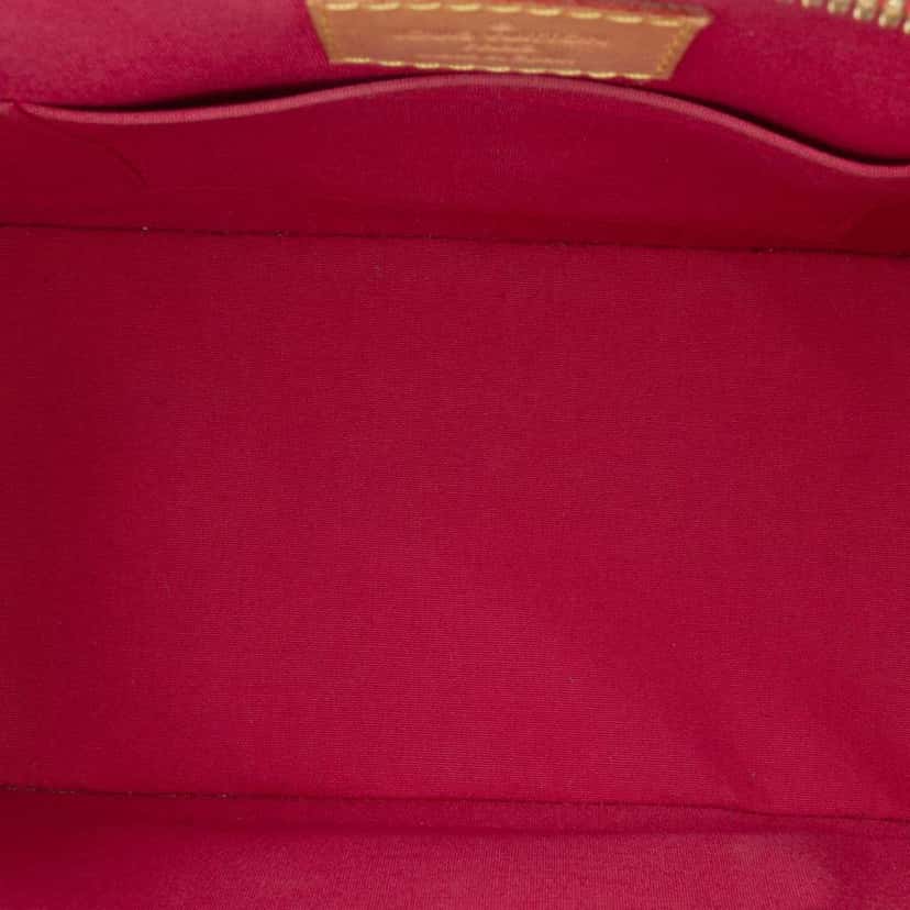Louis Vuitton Monogram Vernis Alma BB Pink Leather Good condition - Model View