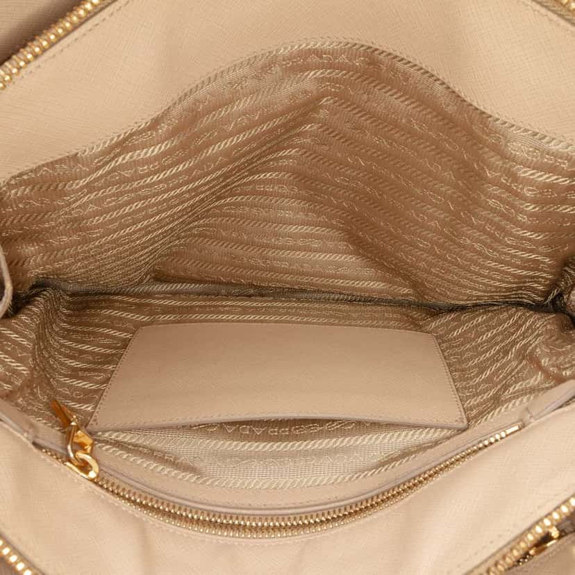Prada Saffiano Lux Parabole Tote Brown Leather Good condition - Model View