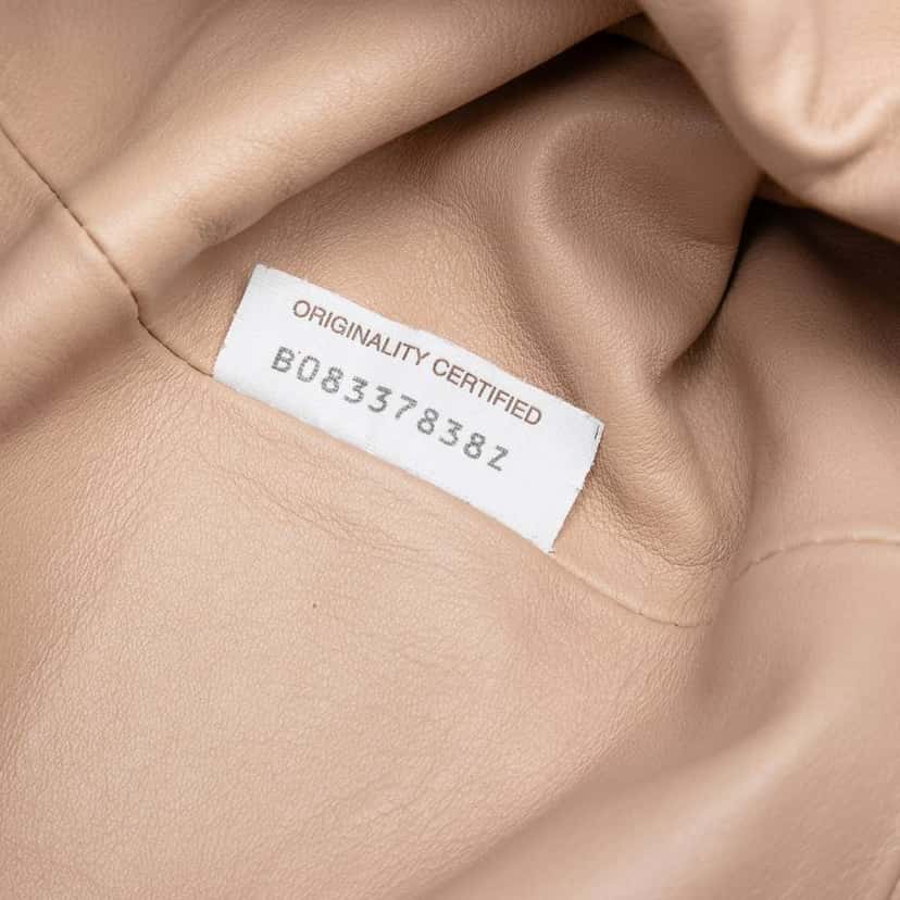 Bottega Veneta Lambskin The Pouch Brown Leather Good condition - Box View