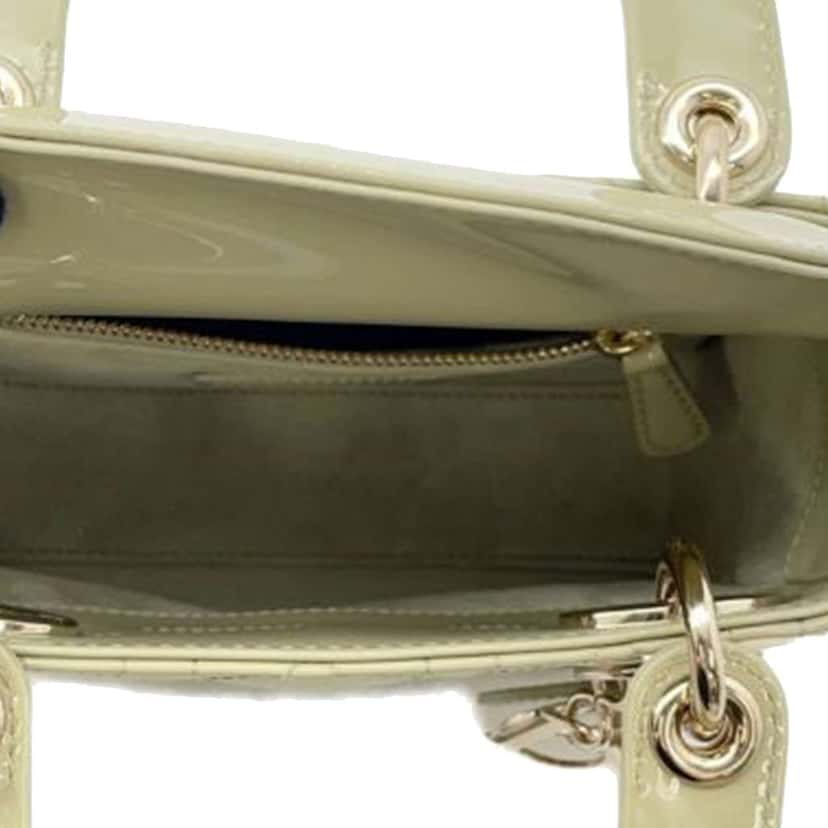 Dior Mini Patent Cannage Lady Dior Green Leather Good condition - Model View