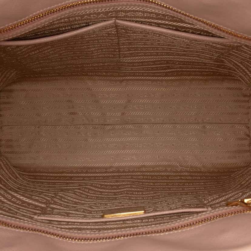 Prada Saffiano Lux Double Handle Shopping Tote Brown Leather Good condition - Model View