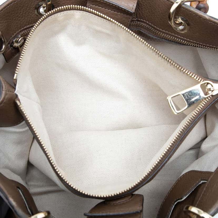 Gucci Medium Calfskin Bamboo Shopper Satchel Brown Leather Good condition - Model View
