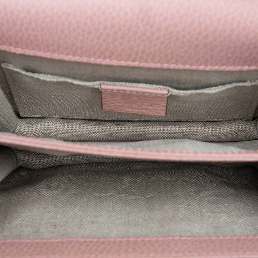 Gucci Small Dollar Calfskin Interlocking G Crossbody Pink Leather Very good condition - Model View