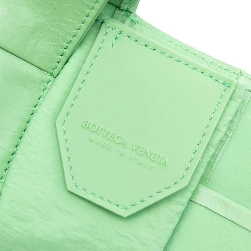 Bottega Veneta Extra Mini Nappa Intrecciato Cassette Crossbody Green Leather Good condition - Box View
