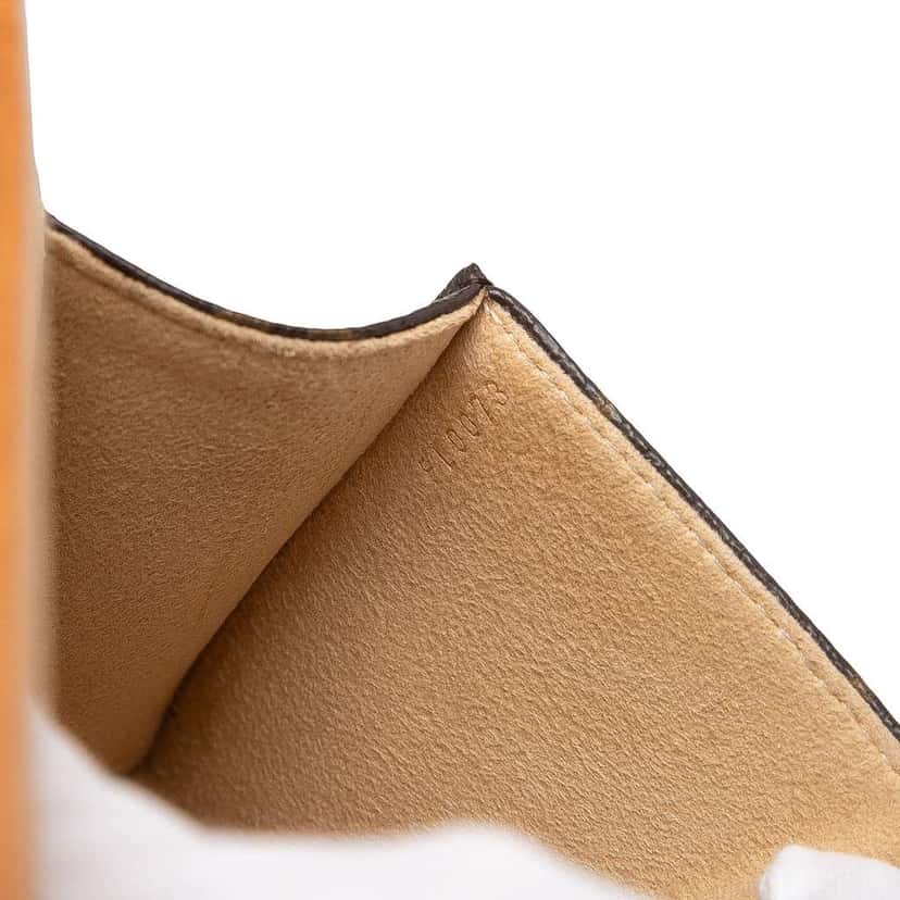 Louis Vuitton Monogram Pochette Florentine Brown Good condition - Box View