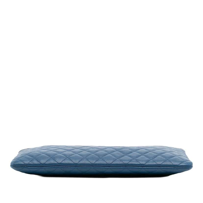 Chanel Large Bicolor Sheepskin Mademoiselle Zip Clutch Blue Leather Good condition - Inside View
