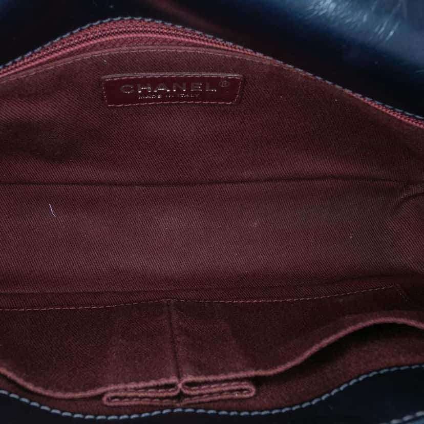 Chanel Medium Quilted Glazed Calfskin Coco Pleats Flap Blue Leather Good condition - Model View