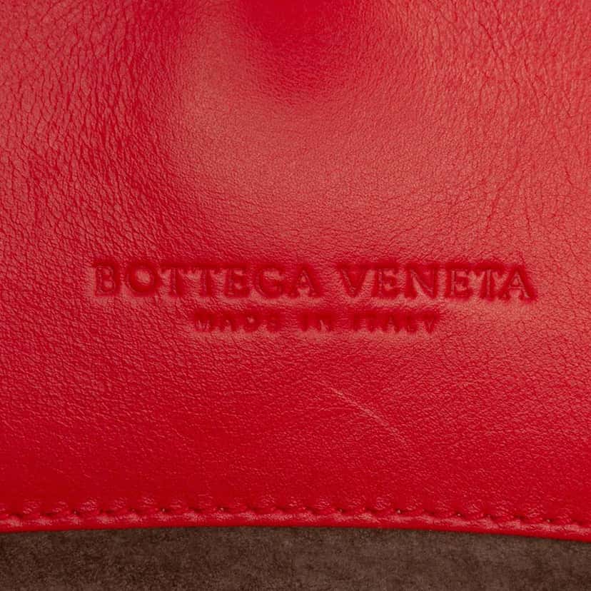 Bottega Veneta Small Nappa Intrecciato Roma Satchel Red Leather Good condition - Box View